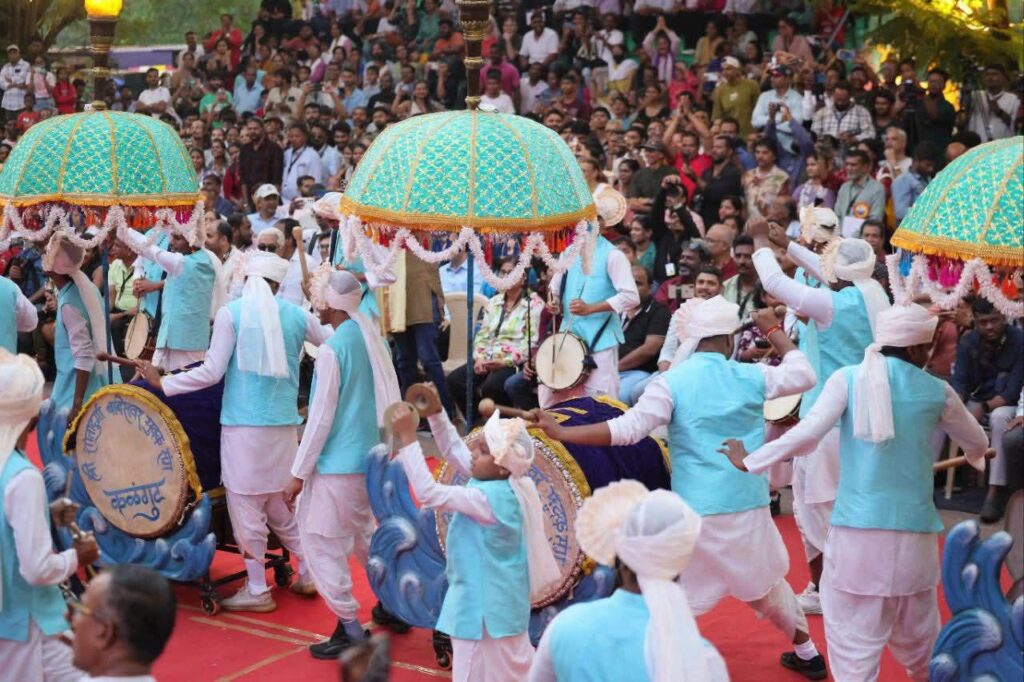 fb img 17637024288248980222476927452658