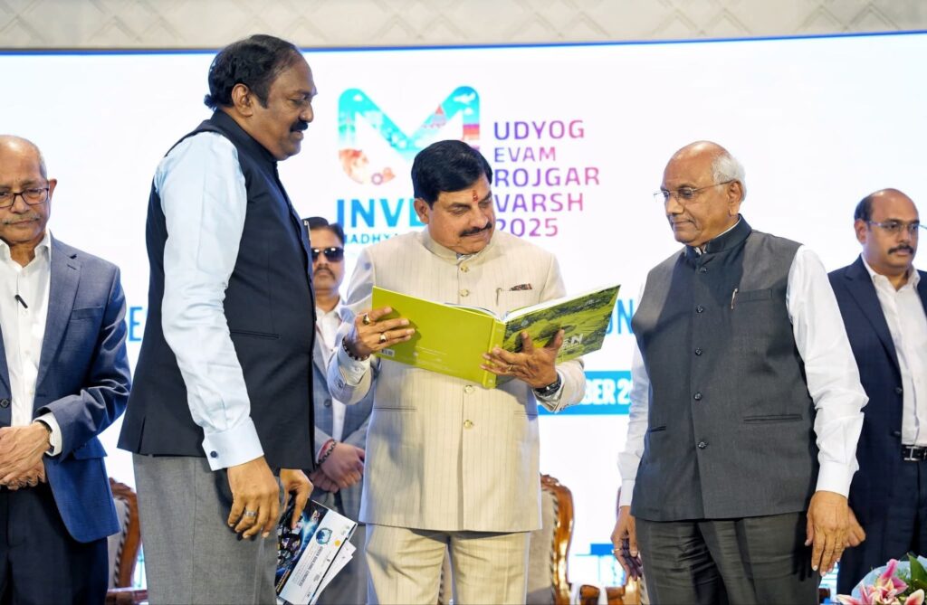 fb img 1763827095670403038877474134495